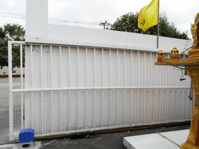 บริษัท แด็ด ออโต้ดอร์ จำกัด ติดตั้งประตูรีโมท